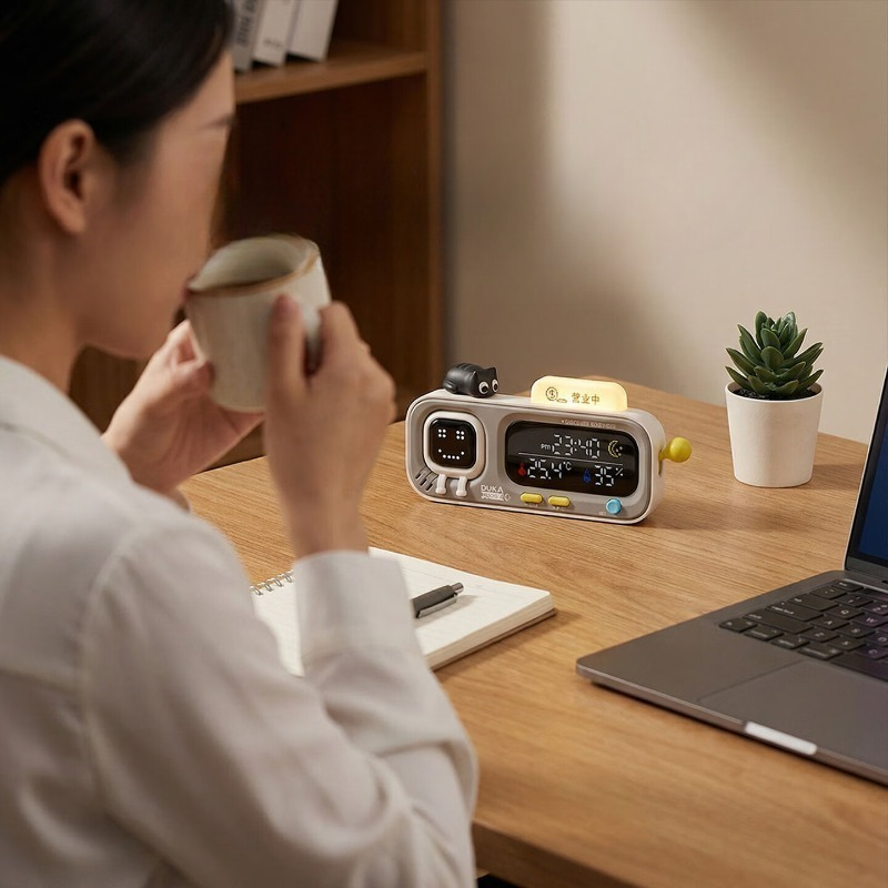 Inteligentny termometr i higro – Home Office With Plants recenzja i cena