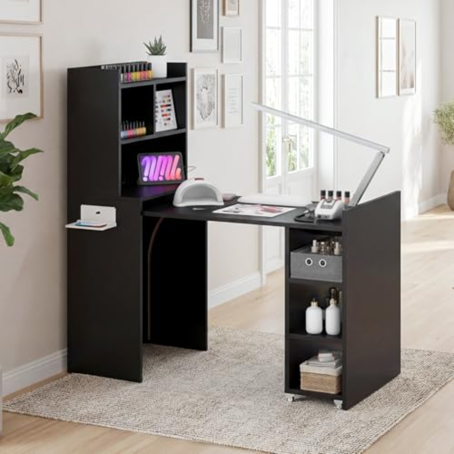 Składany stolik do manicure, r – Desk Charging Station recenzja i cena